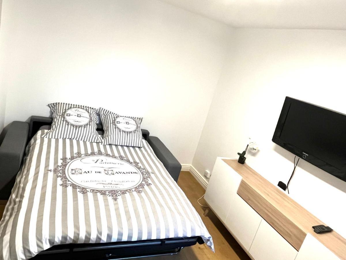 Appartement Deux pièces cosy à La Croisette à Carrières-sous-Poissy Extérieur photo