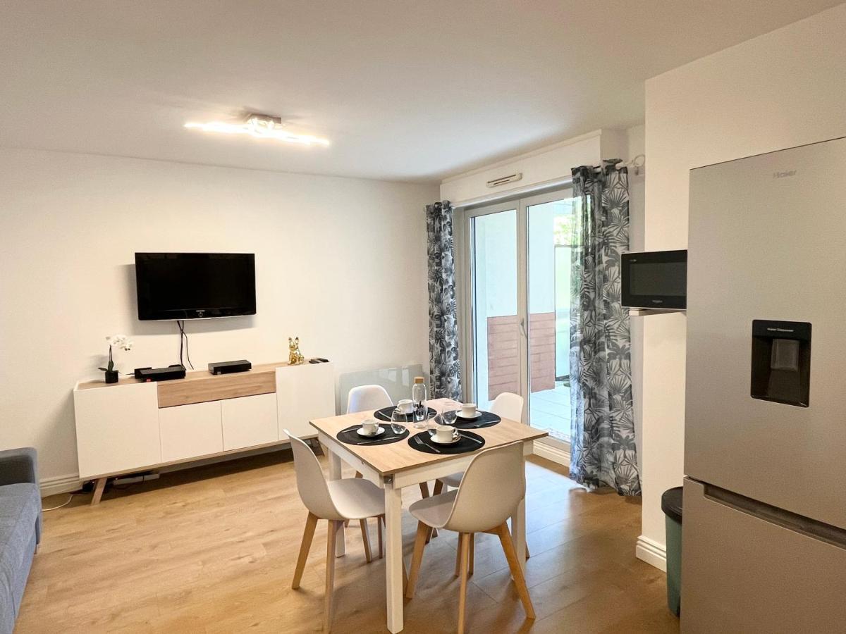 Appartement Deux pièces cosy à La Croisette à Carrières-sous-Poissy Extérieur photo